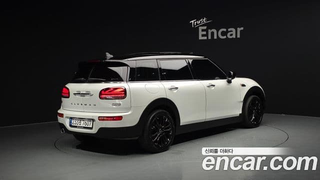 Mini Cooper Clubman 2024 — ფოტო 2/20