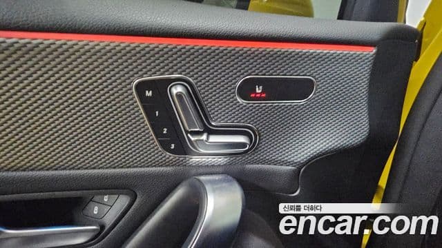 Mercedes-Benz A-Class 2023 — ფოტო 7/17