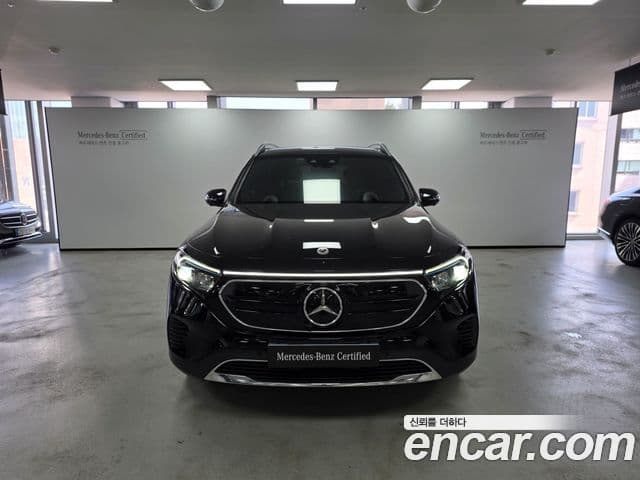 Mercedes-Benz EQB 2023 — ფოტო 17/17