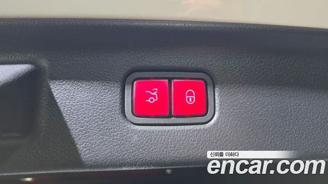 Mercedes-Benz S-Class 2022 — Photo 23/34