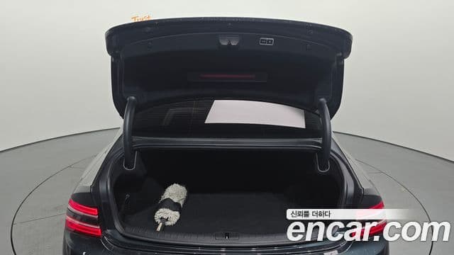 Genesis G80 2020 — Photo 23/32