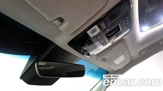 Hyundai Staria 2023 — Photo 34/34