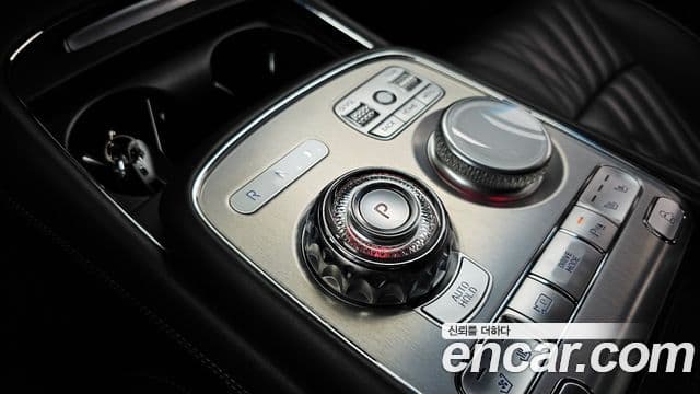 Genesis G90 2022 — ფოტო 7/20