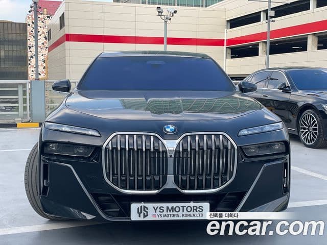 BMW 7 Series 2025 — Şəkil 3/18