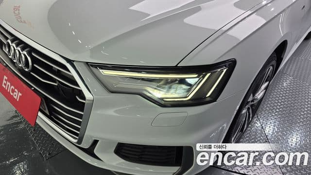 Audi A6 2021 — Photo 29/33