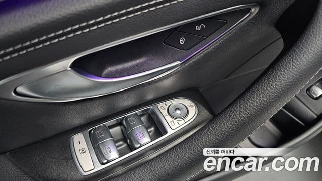 Mercedes-Benz E-Class 2020 — Фото 17/20