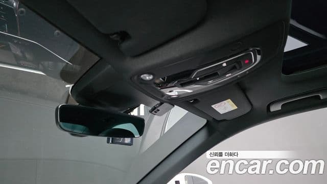 Audi A6 2021 — Photo 2/33