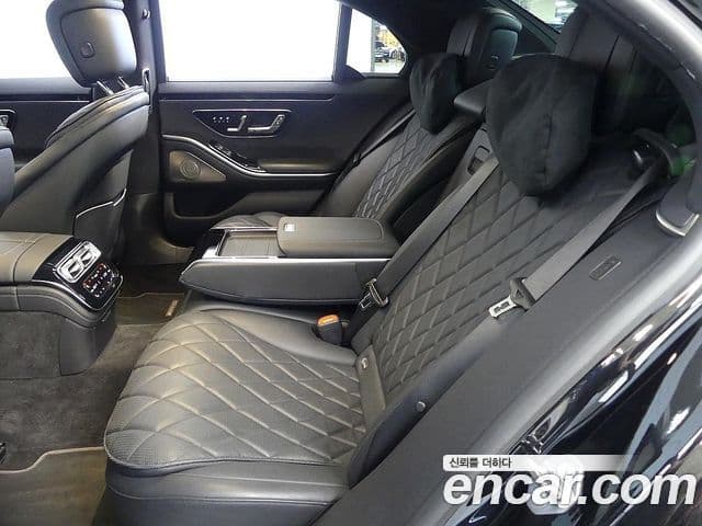 Mercedes-Benz S-Class 2021 — Photo 13/20