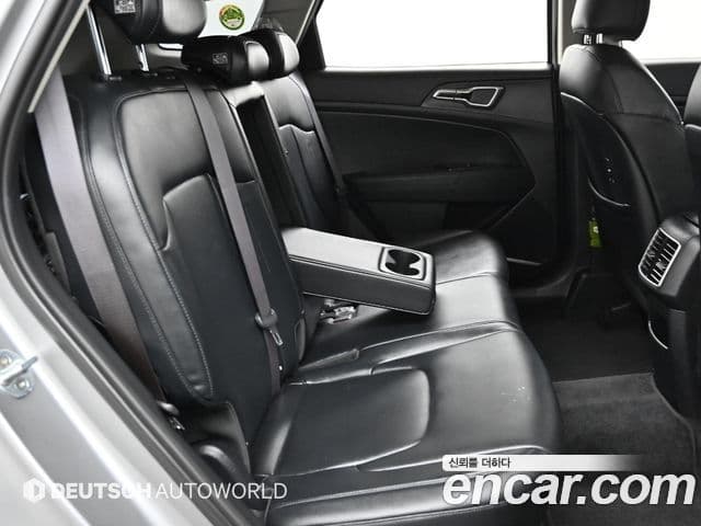 Kia Sportage 2021 — Фото 12/20