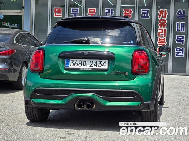 Mini Cooper S 2024 — ფოტო 14/20