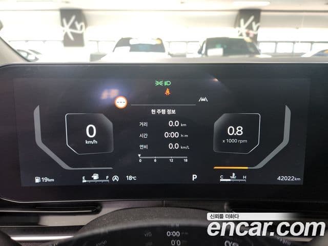 Kia Carnival 2024 — Şəkil 4/20