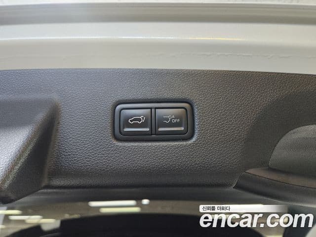 Kia Carnival 2024 — Şəkil 17/20