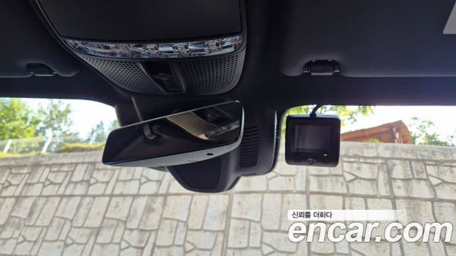 Mercedes-Benz E-Class 2023 — ფოტო 12/19