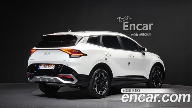 Kia Sportage 2024 — Фото 2/20