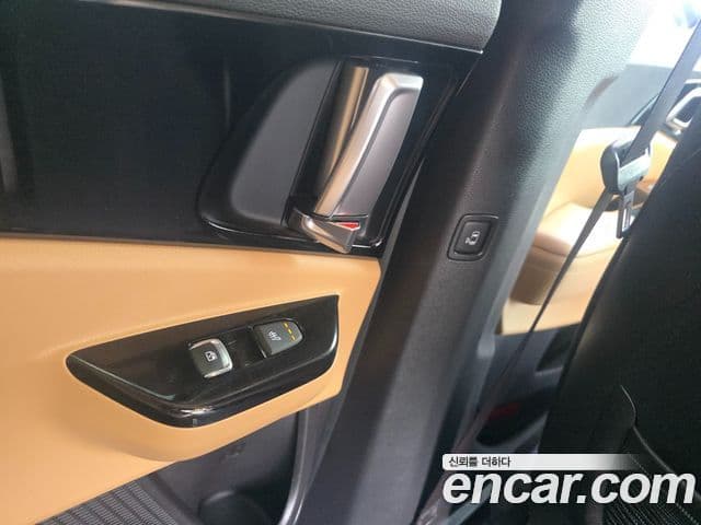 Kia Carnival 2021 — Şəkil 8/20