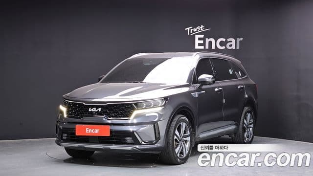 Kia Sorento 2023 — Фото 1/20