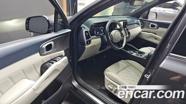 Kia Sorento 2023 — Фото 10/20