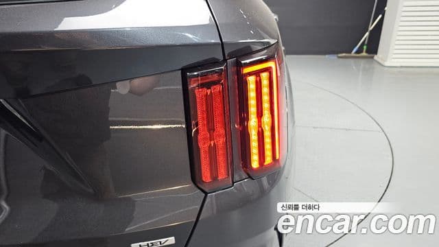 Kia Sorento 2023 — Şəkil 18/38
