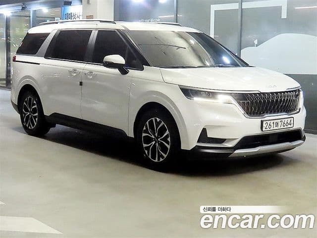Kia Carnival 2022 — Фото 1/20