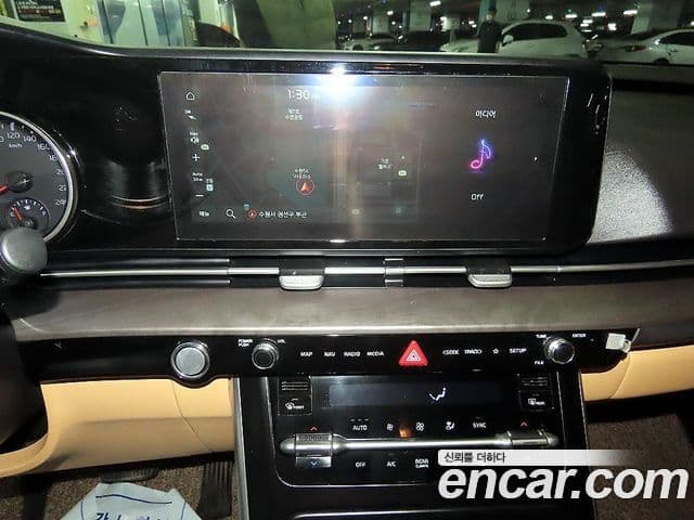 Kia Carnival 2022 — Фото 11/20
