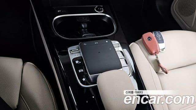 Mercedes-Benz A-Class 2019 — Photo 8/29