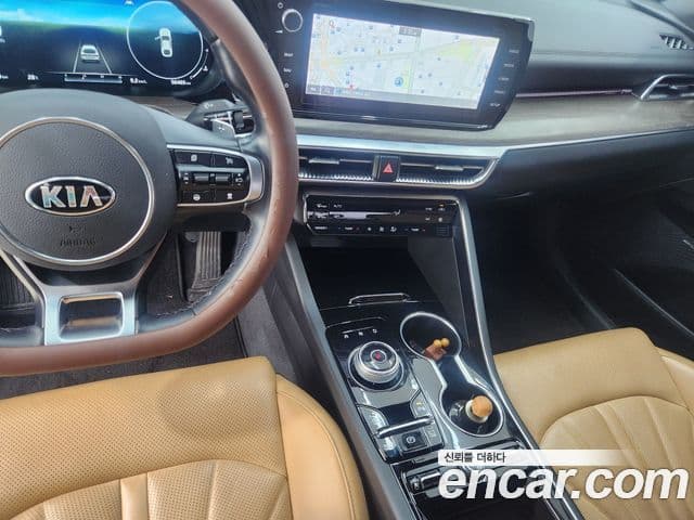 Kia K5 2020 — ფოტო 10/20