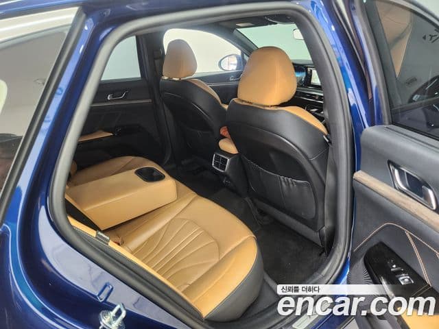 Kia K5 2020 — ფოტო 17/20