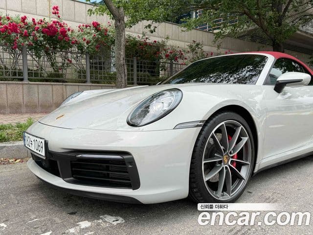 Porsche 911 2023 — Şəkil 3/20