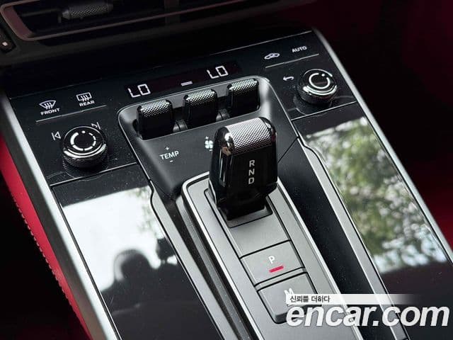 Porsche 911 2023 — Şəkil 17/20