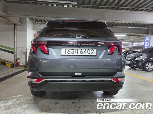 Hyundai Tucson Hybrid 2022 — ფოტო 15/20