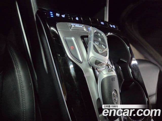Hyundai Tucson Hybrid 2022 — ფოტო 14/20