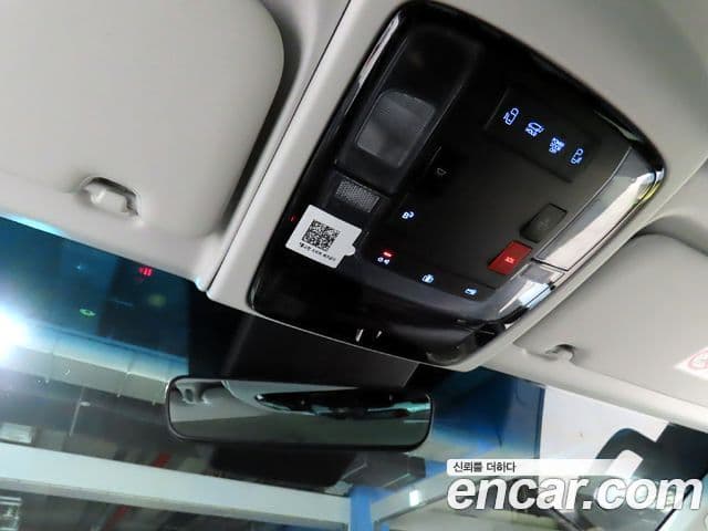 Hyundai Staria 2023 — ფოტო 11/20