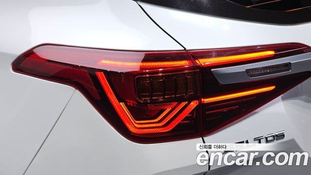 Kia Seltos 2021 — Şəkil 18/32