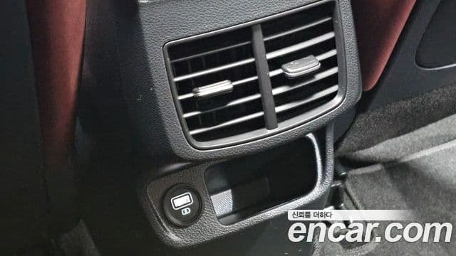 Kia Seltos 2021 — Şəkil 25/32