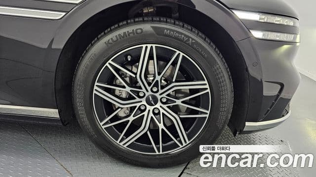 Genesis G90 2023 — ფოტო 6/34