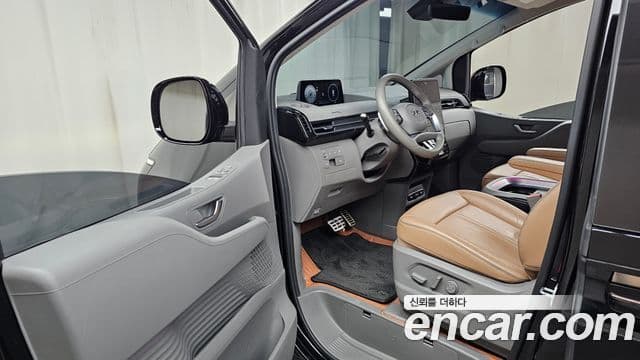 Hyundai Staria 2024 — ფოტო 10/20