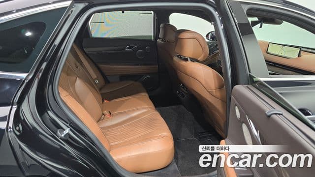 Genesis Electrified G80 2021 — Şəkil 11/20