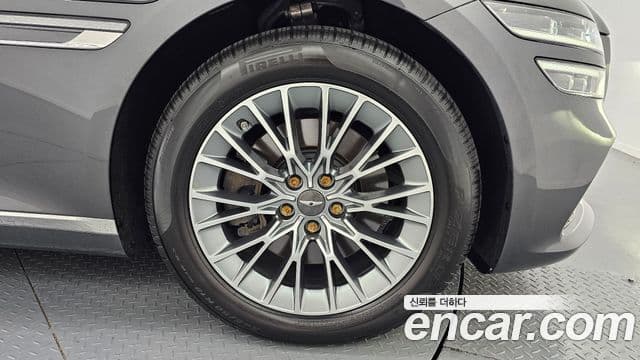Genesis G80 2021 — ფოტო 9/33