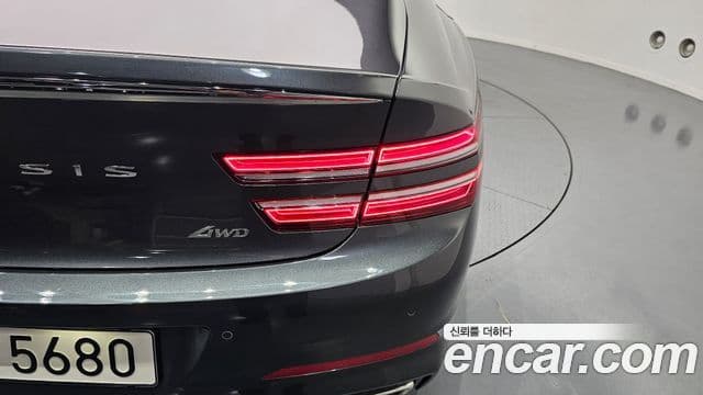 Genesis G80 2021 — ფოტო 23/33