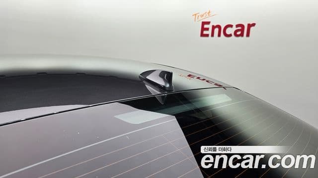Genesis G80 2021 — ფოტო 8/33