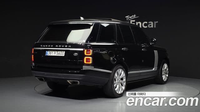 Land Rover Range Rover 2018 — Фото 2/20
