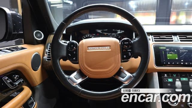Land Rover Range Rover 2018 — Фото 13/20