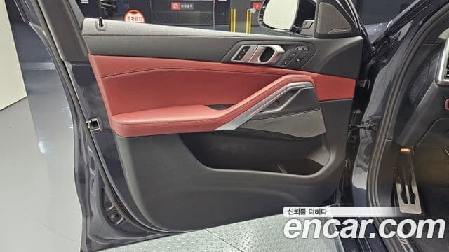 BMW X6 2021 — Photo 18/33
