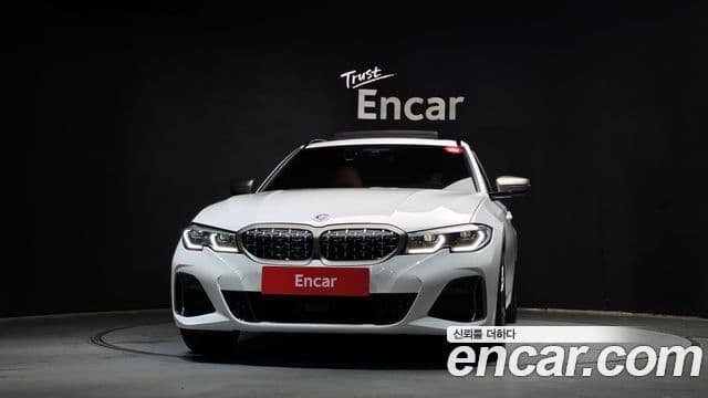 BMW 3 Series 2022 — ფოტო 2/20