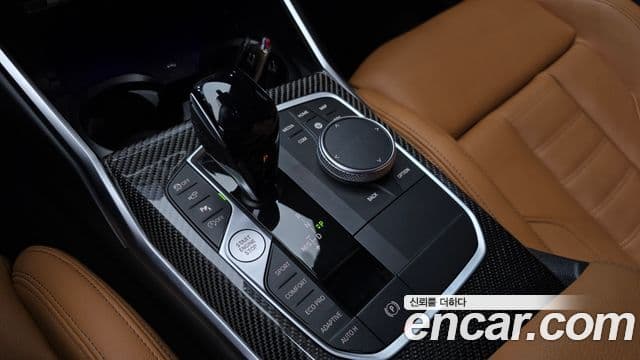 BMW 3 Series 2022 — ფოტო 8/20