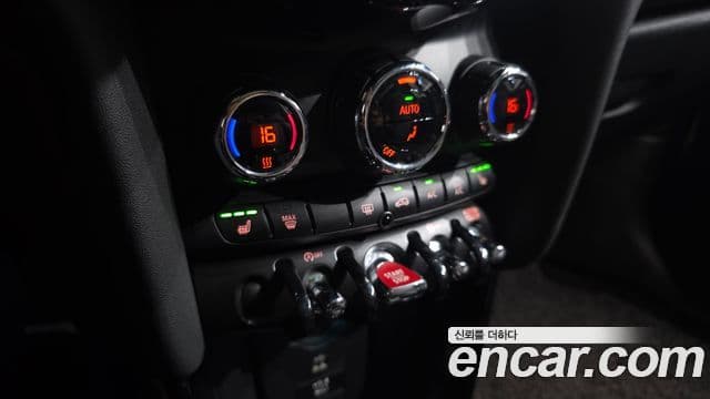 Mini Cooper 2021 — Şəkil 16/20