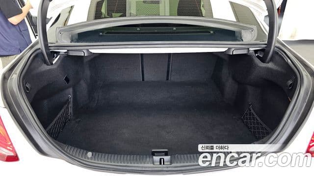 Mercedes-Benz C-Class 2018 — Şəkil 3/34