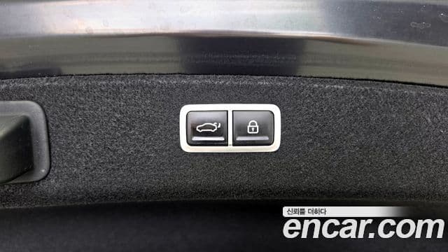 Genesis G80 2023 — Photo 30/31