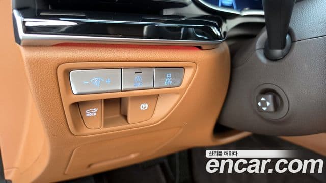 Genesis G80 2023 — Photo 26/31