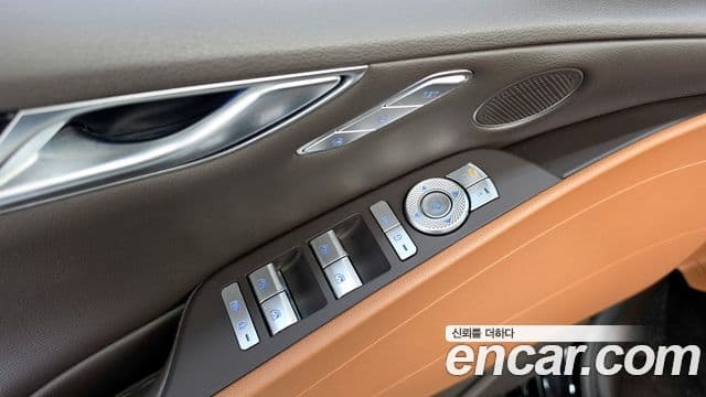 Genesis G80 2023 — Photo 12/31